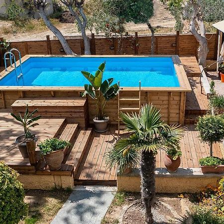 マスティハリ Selana House With Outdoor Poolヴィラ エクステリア 写真