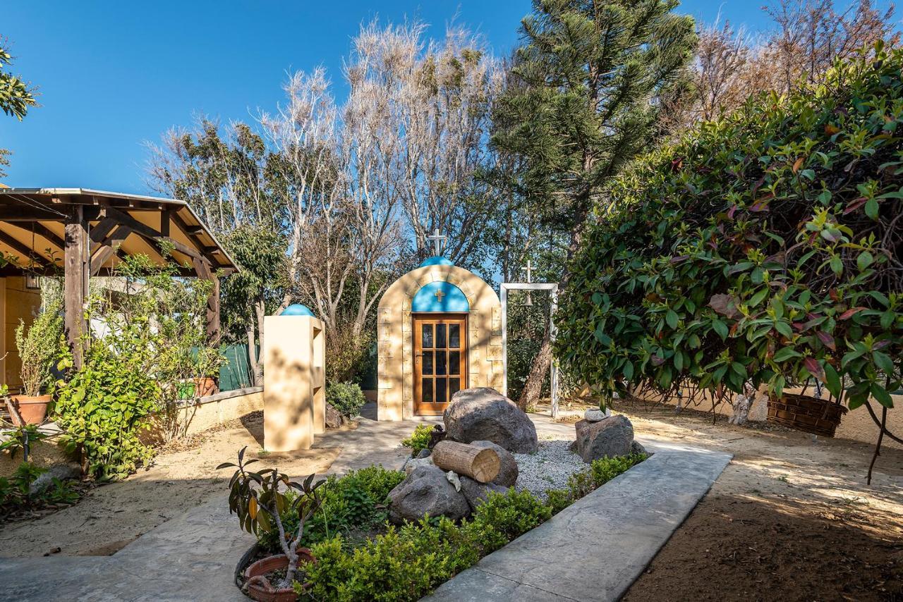 マスティハリ Selana House With Outdoor Poolヴィラ エクステリア 写真